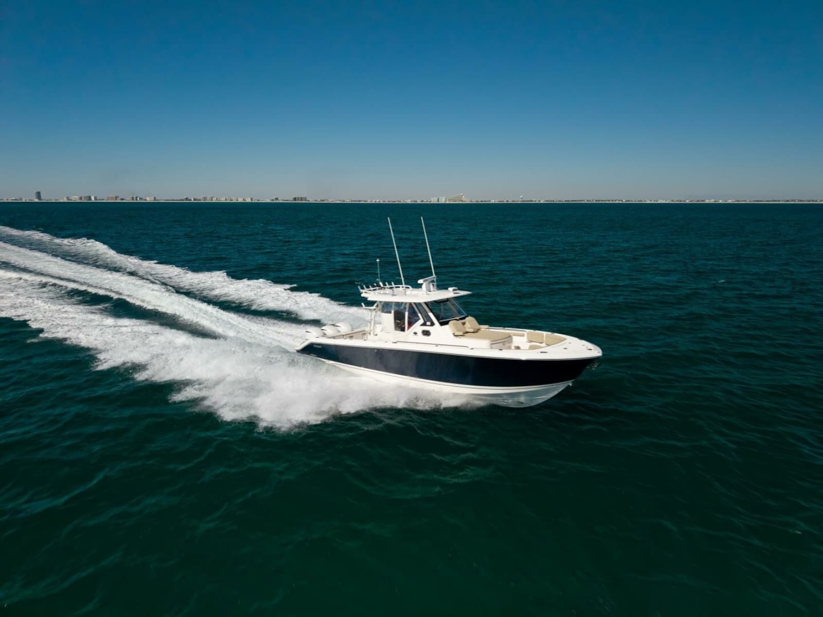 2019 Pursuit S 368 - Photo 32