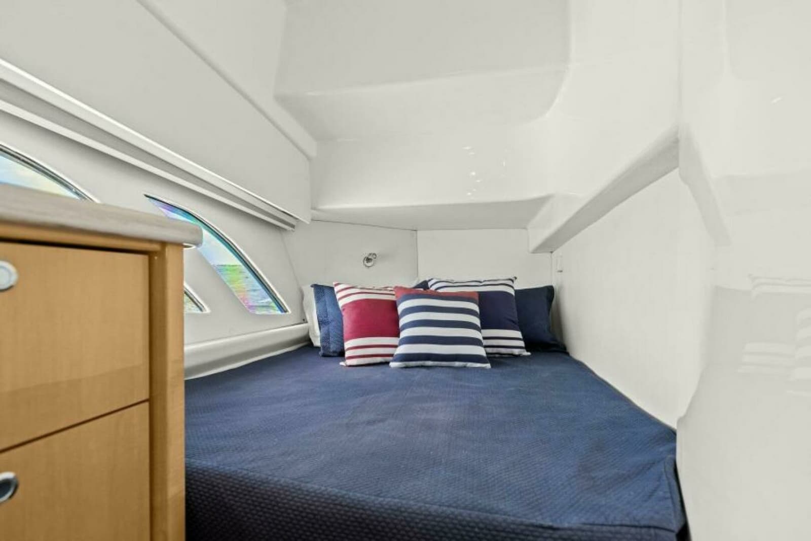 2019 Intrepid 475 Sport Yacht - Photo 28