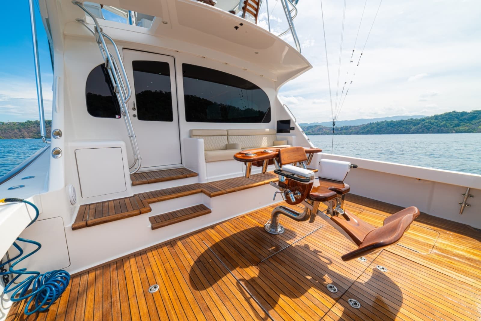2012 Viking 60 Convertible - Photo 5