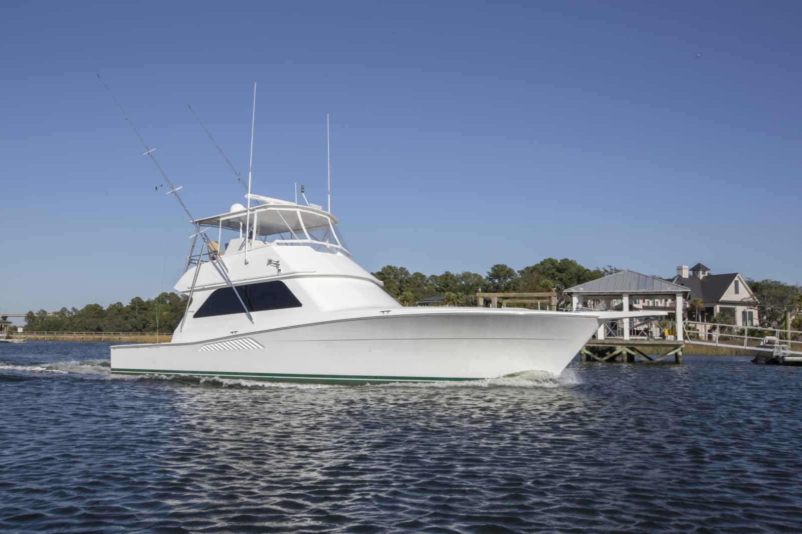 2001 Viking 50 Convertible - Photo 34