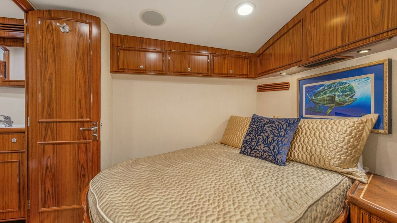 2005 Whiticar 76 Enclosed Bridge - Photo 32
