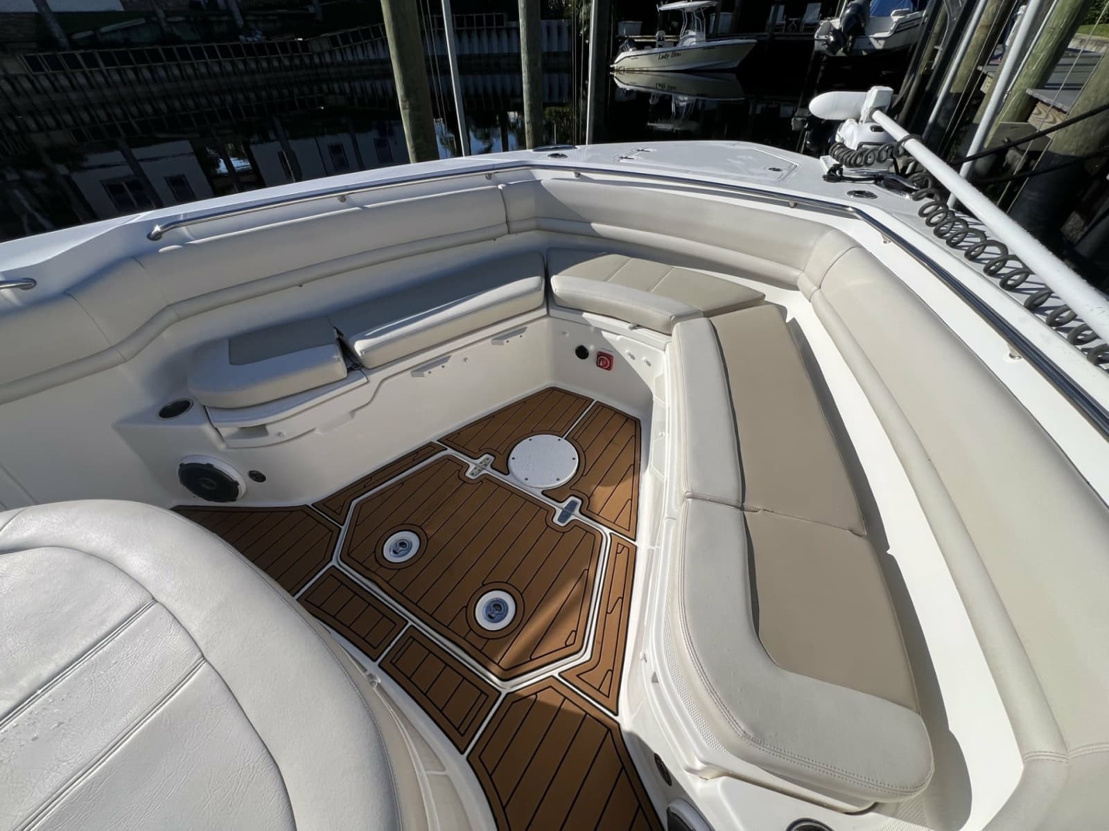 2017 Boston Whaler 380 Outrage - Photo 12
