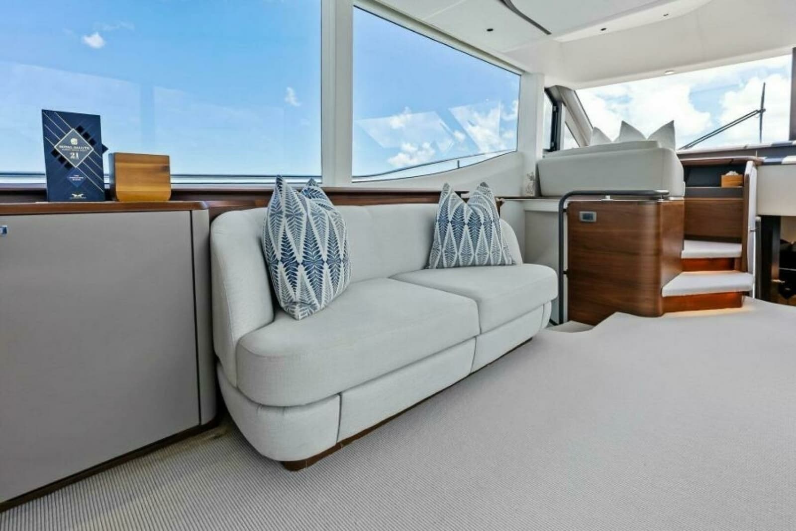 2024 Princess Y72 Motor Yacht - Photo 48