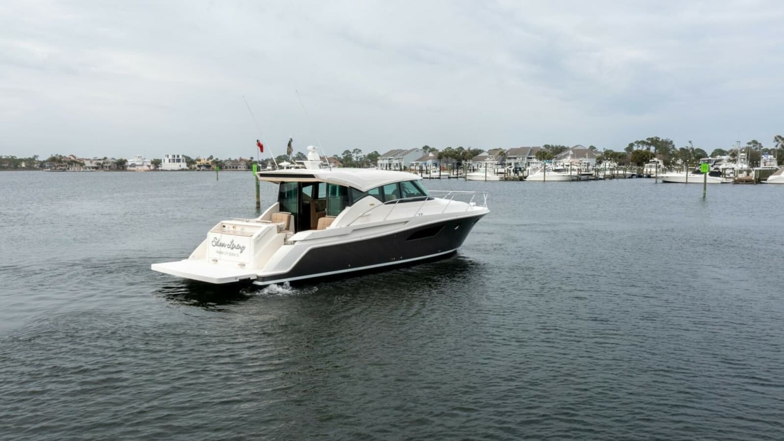 2015 Tiara Yachts 44 Coupe - Photo 51
