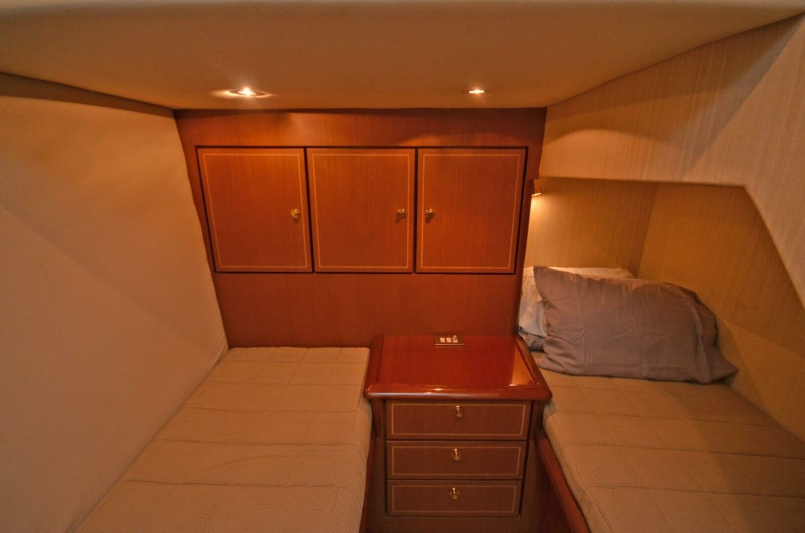 2005 Ocean Yachts 50 Super Sport - Photo 31