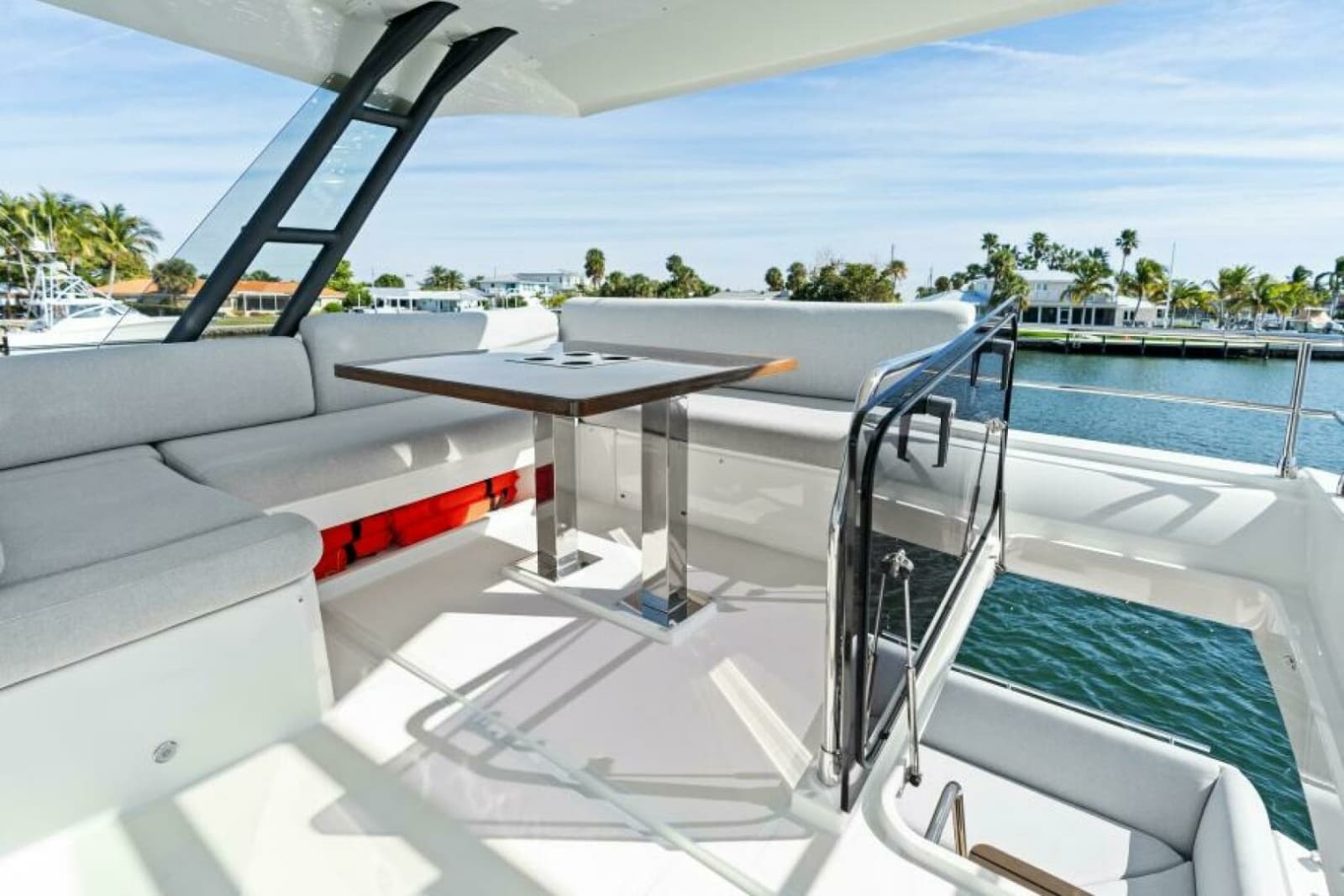 2020 Prestige 520 Flybridge - Photo 44