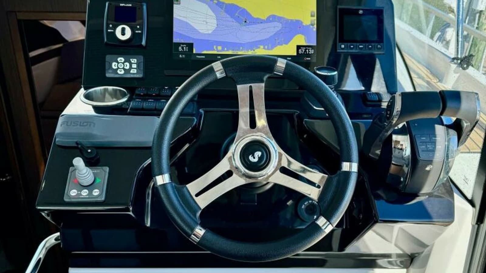2022 Beneteau Antares 11 - Photo 3