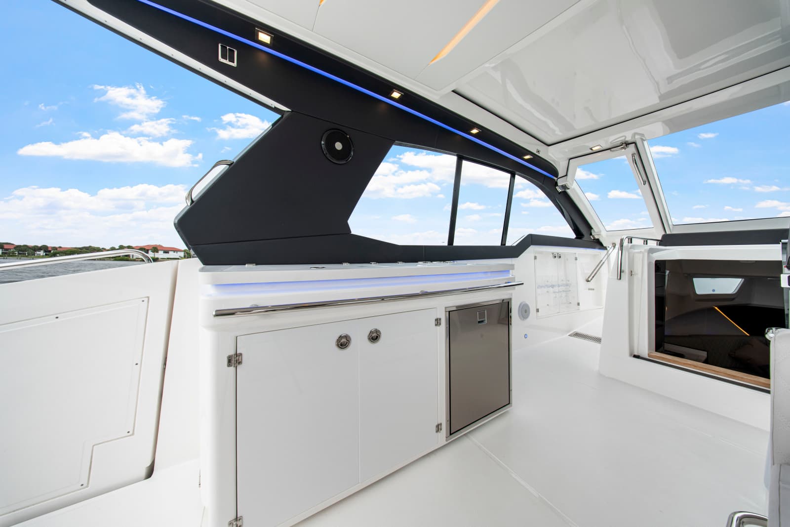 2025 Schaefer 375 HT - Photo 21
