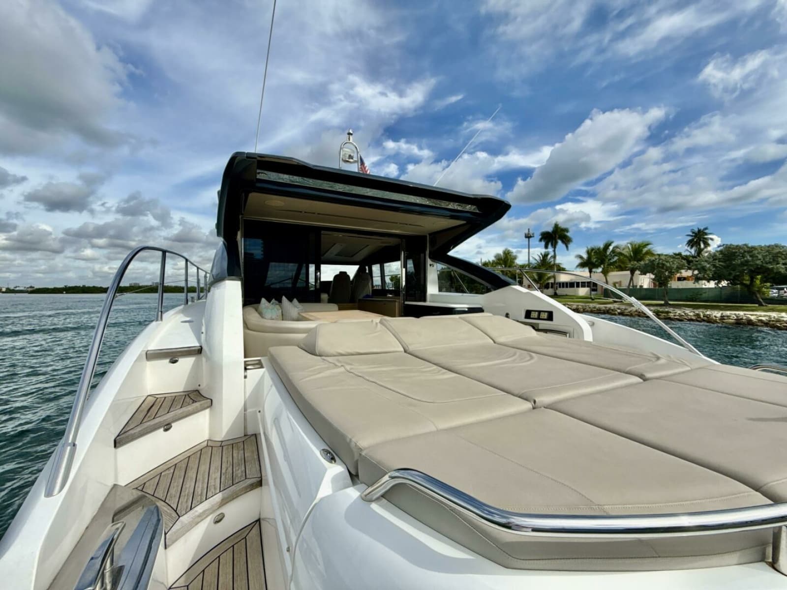 2017 Princess V58 - Photo 40