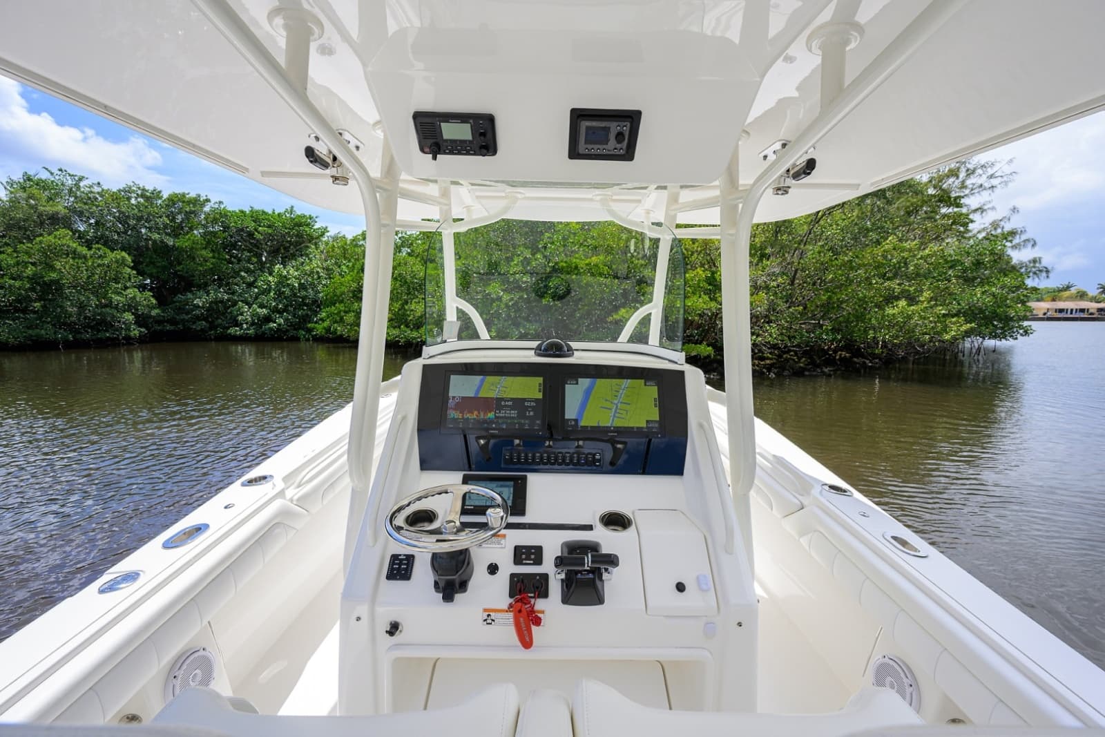 2019 Regulator 31 Center Console - Photo 25