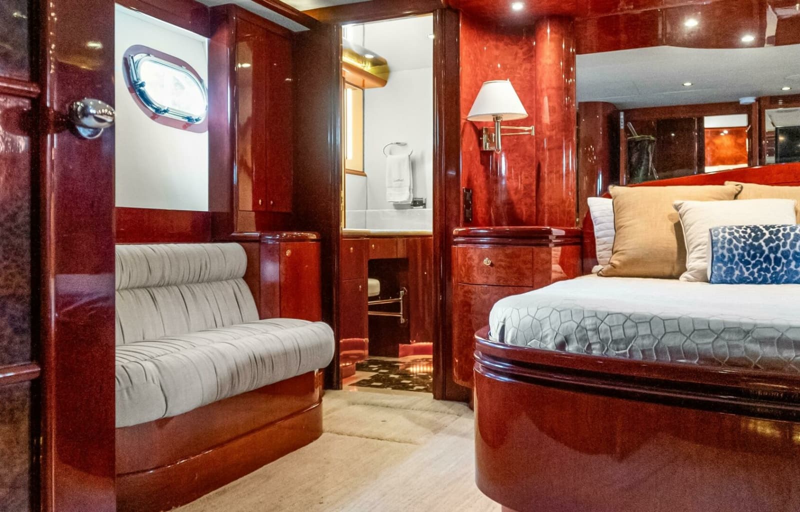 2005 Ocean Alexander 80 motoryacht - Photo 121