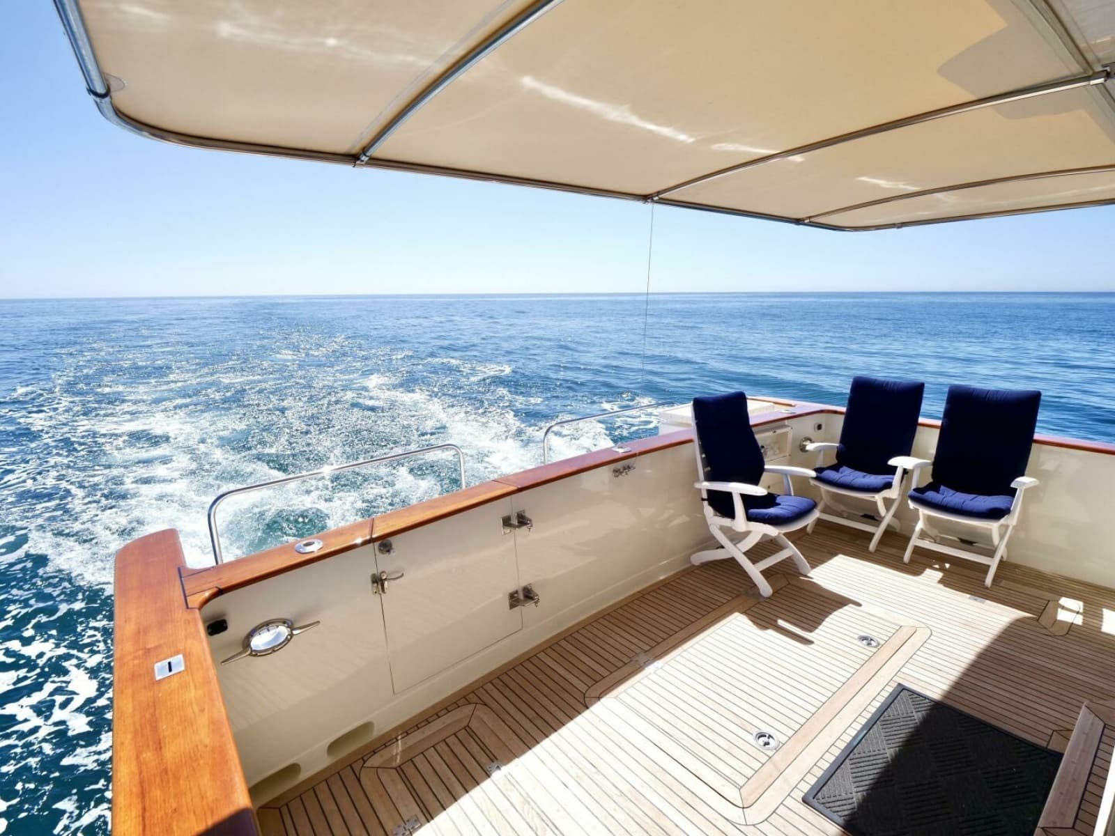 2000 Offshore Yachts 62 Pilothouse - Photo 49
