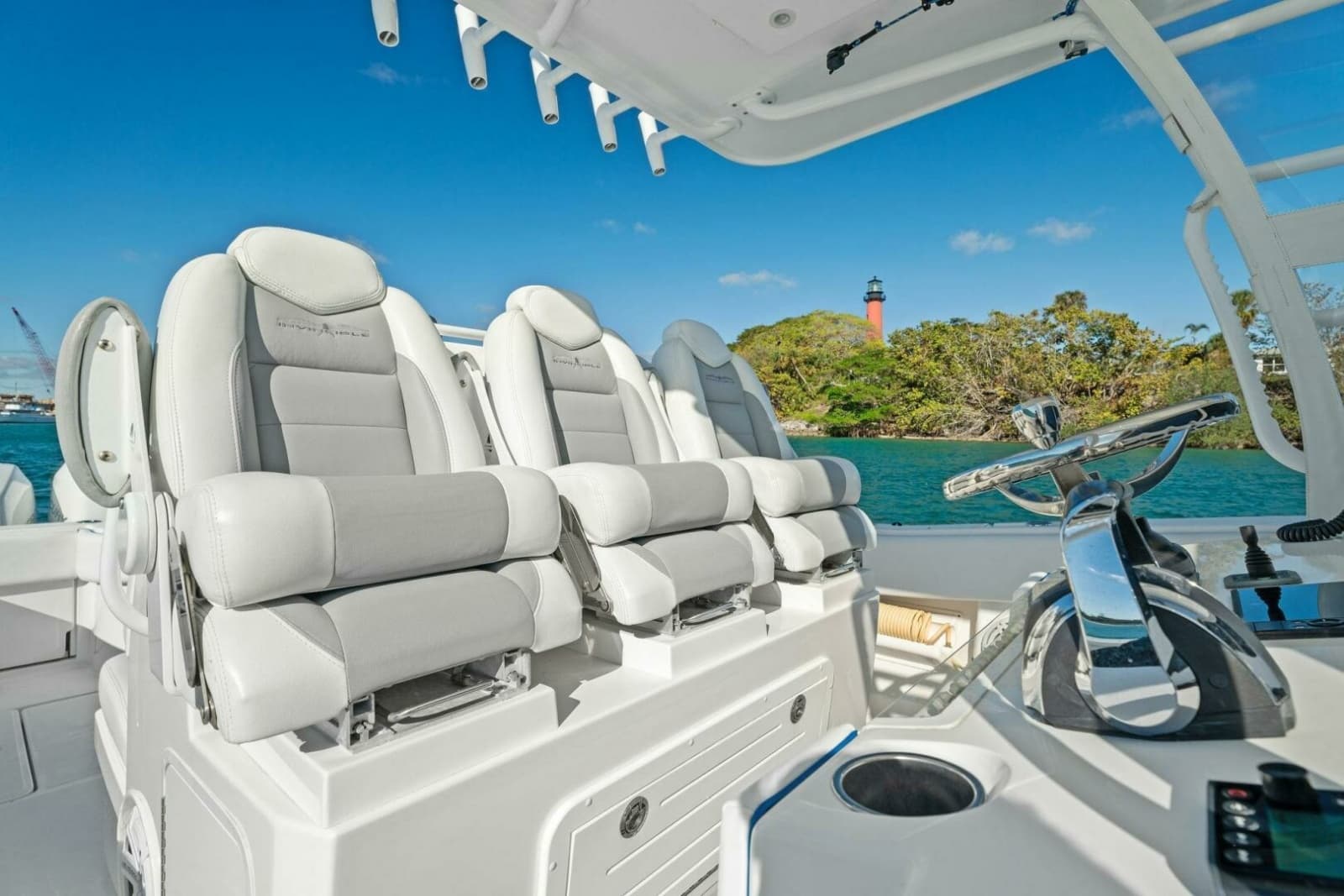 2019 Invincible 42 Open Fisherman - Photo 12