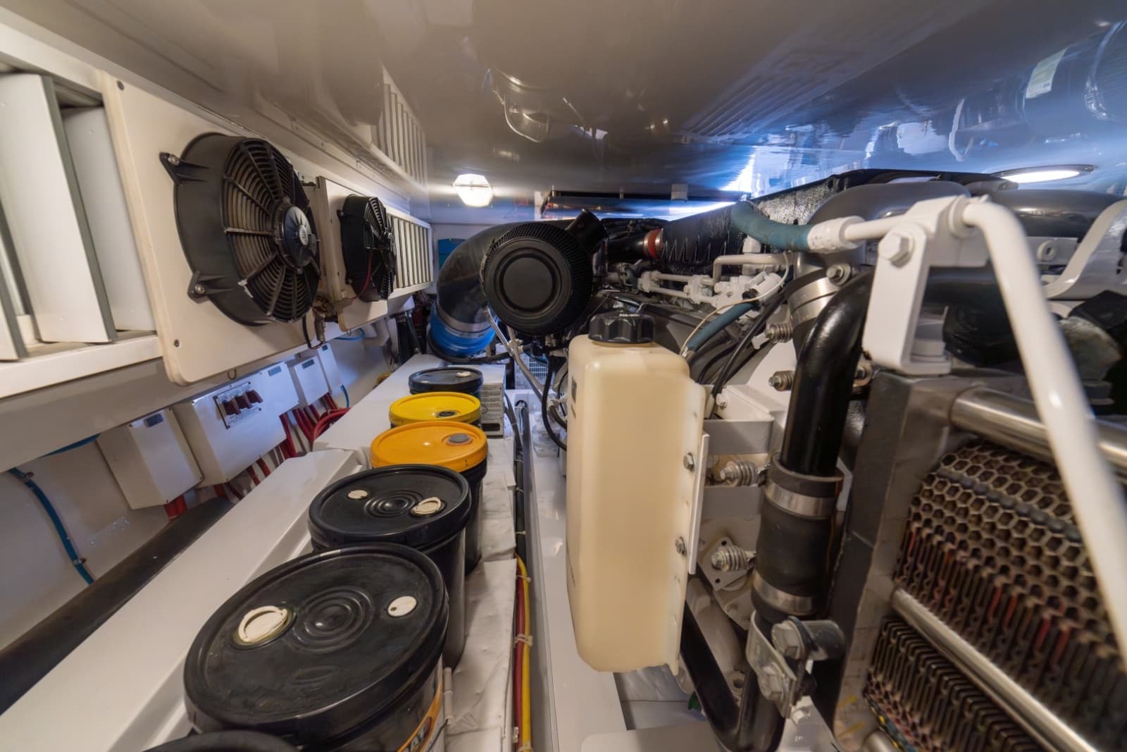 2012 Viking 60 Convertible - Photo 81