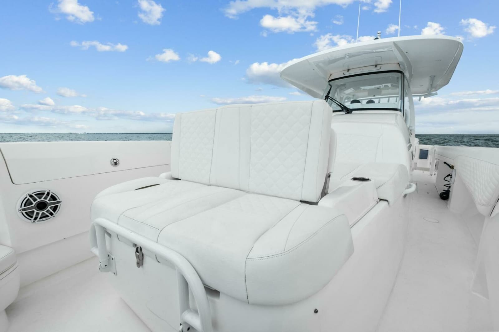 2020 Intrepid 407 Nomad SE - Photo 16
