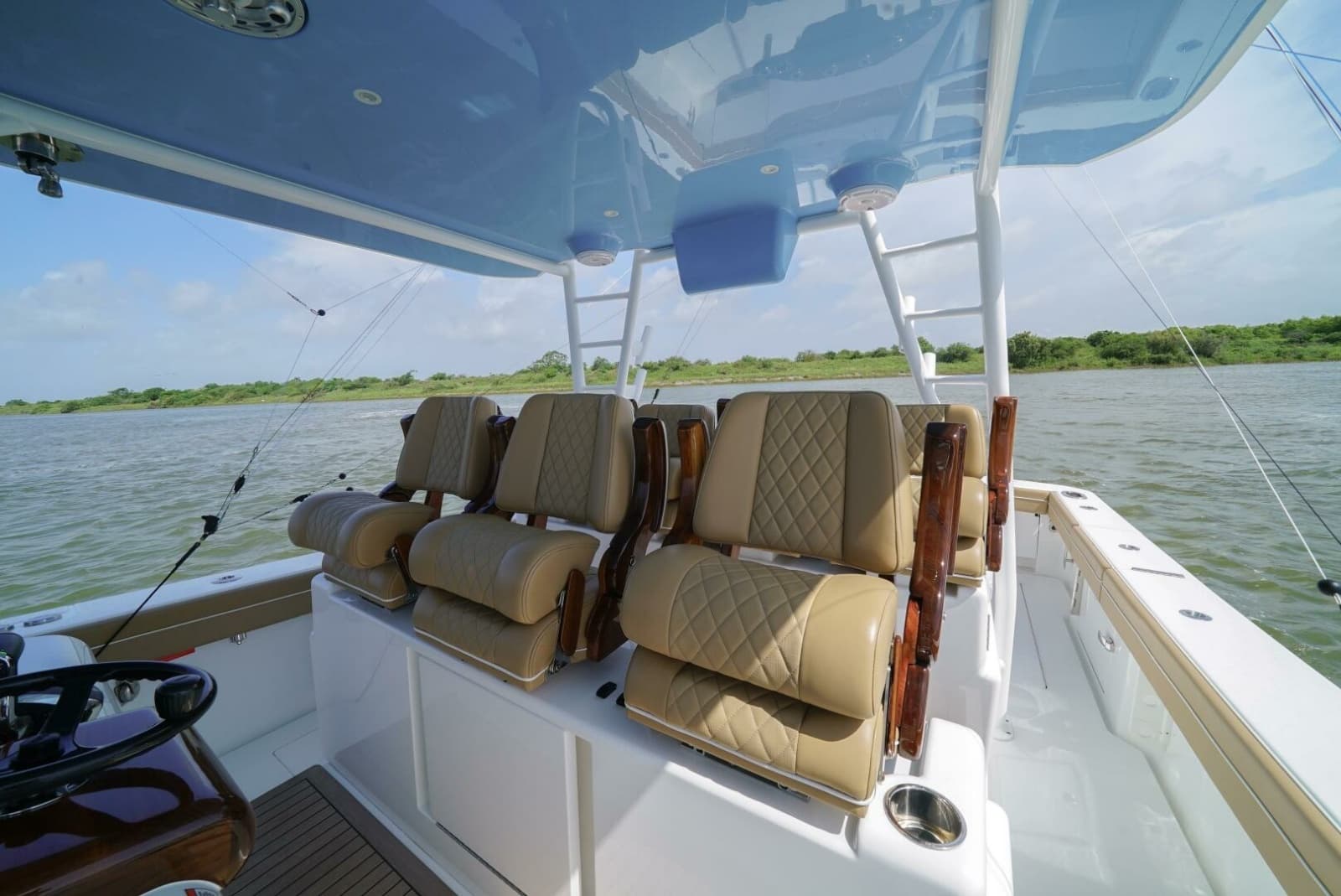 2024 Valhalla Boatworks V-46 - Photo 18