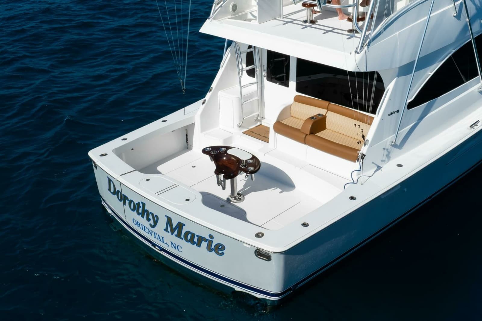 2018 Viking 48 Convertible - Photo 37
