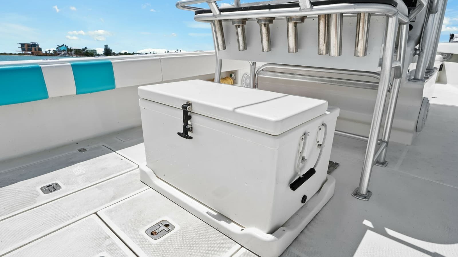 2015 SeaVee 320Z - Photo 5