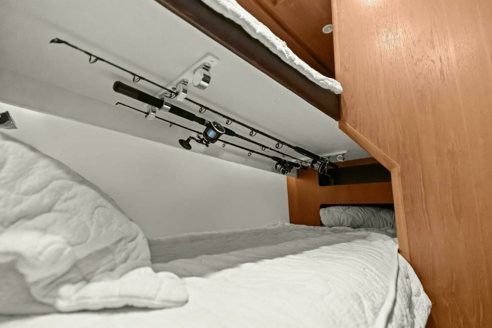2013 Tiara Yachts 3900 Convertible - Photo 27