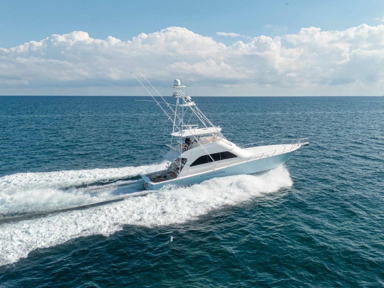 2006 Viking 68 Convertible - Photo 15