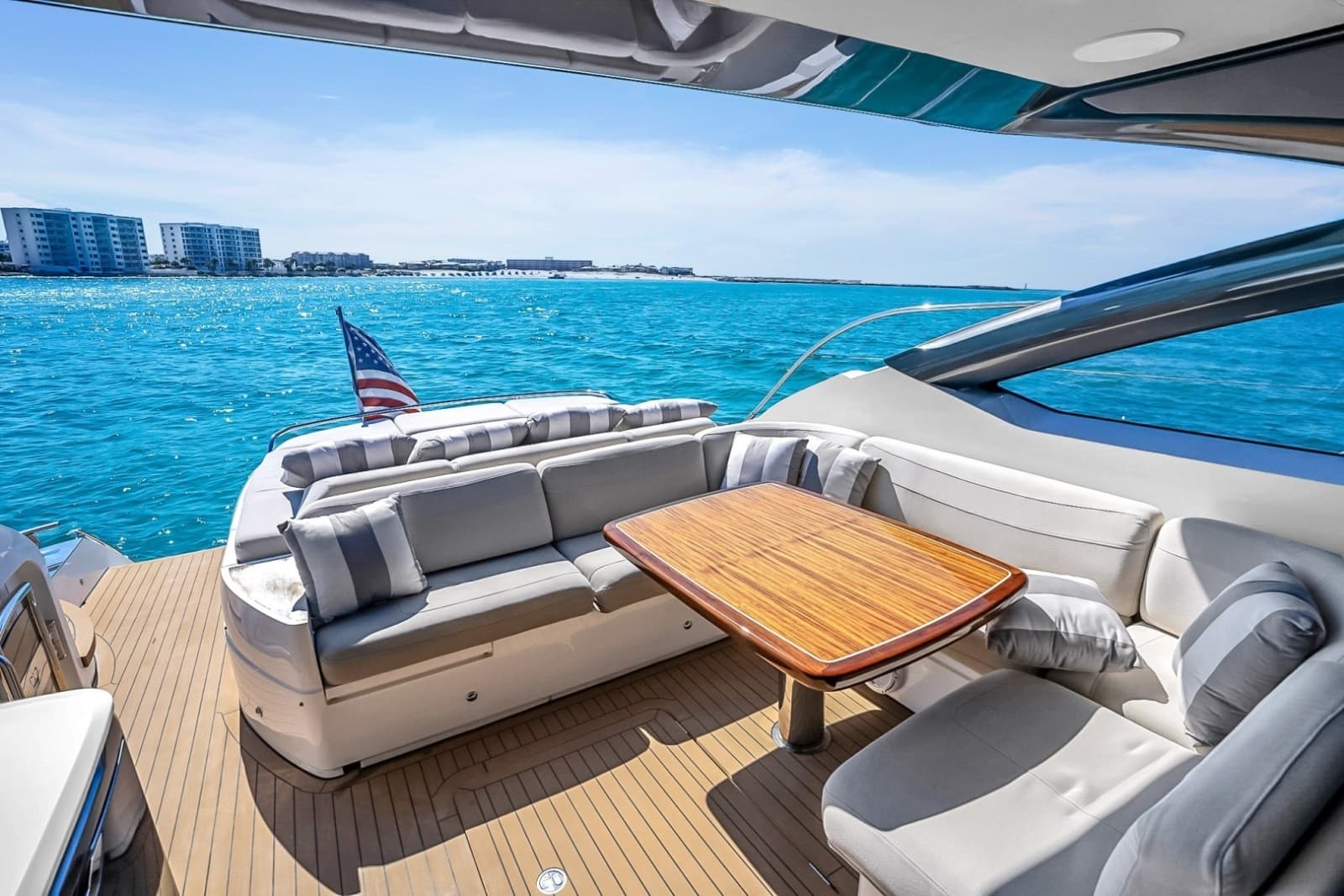 2016 Princess V58 - Photo 59