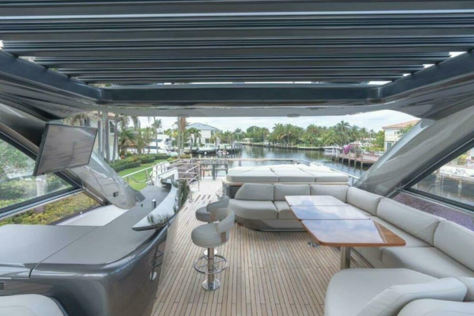 2019 Princess 85 Motor Yacht - Photo 35