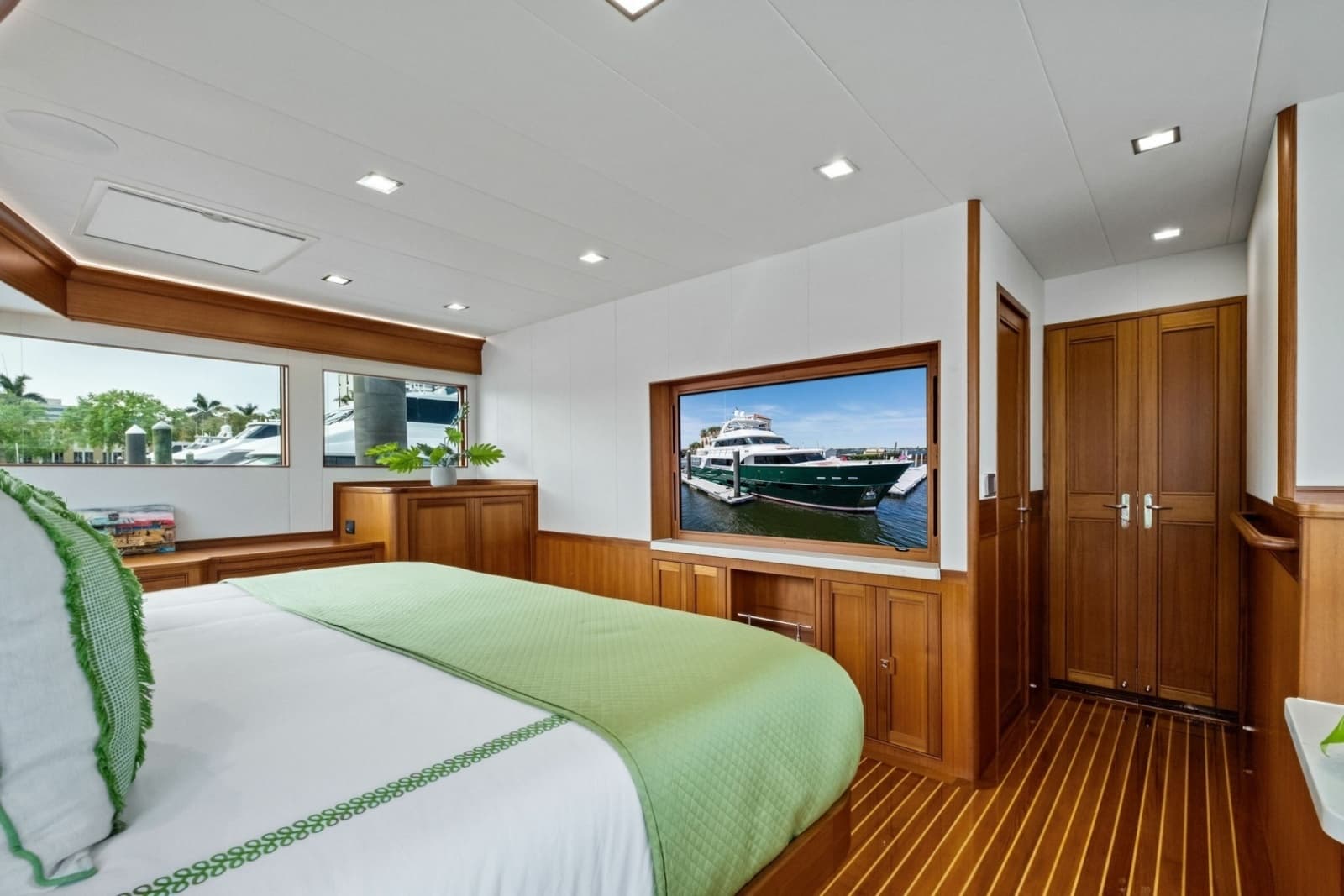 2024 Marlow 90V - Photo 61
