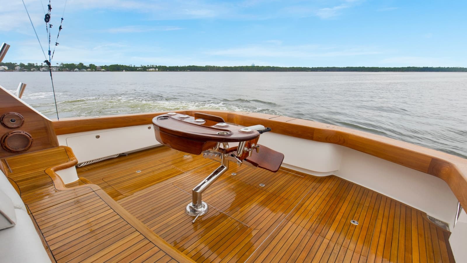 2020 Viking 68 Convertible - Photo 51