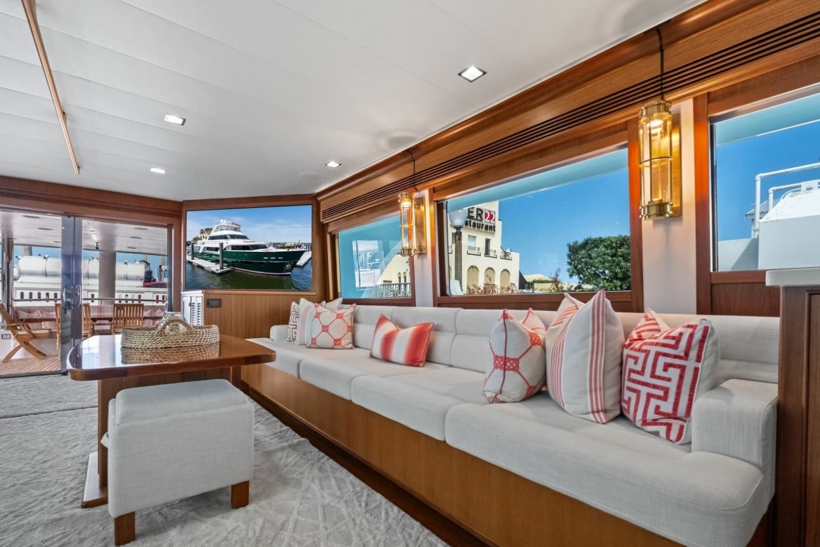2024 Marlow 90V - Photo 9