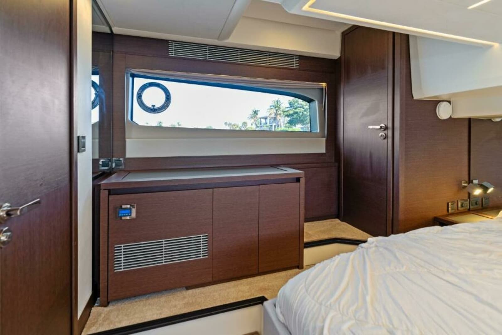 2020 Prestige 520 Flybridge - Photo 26