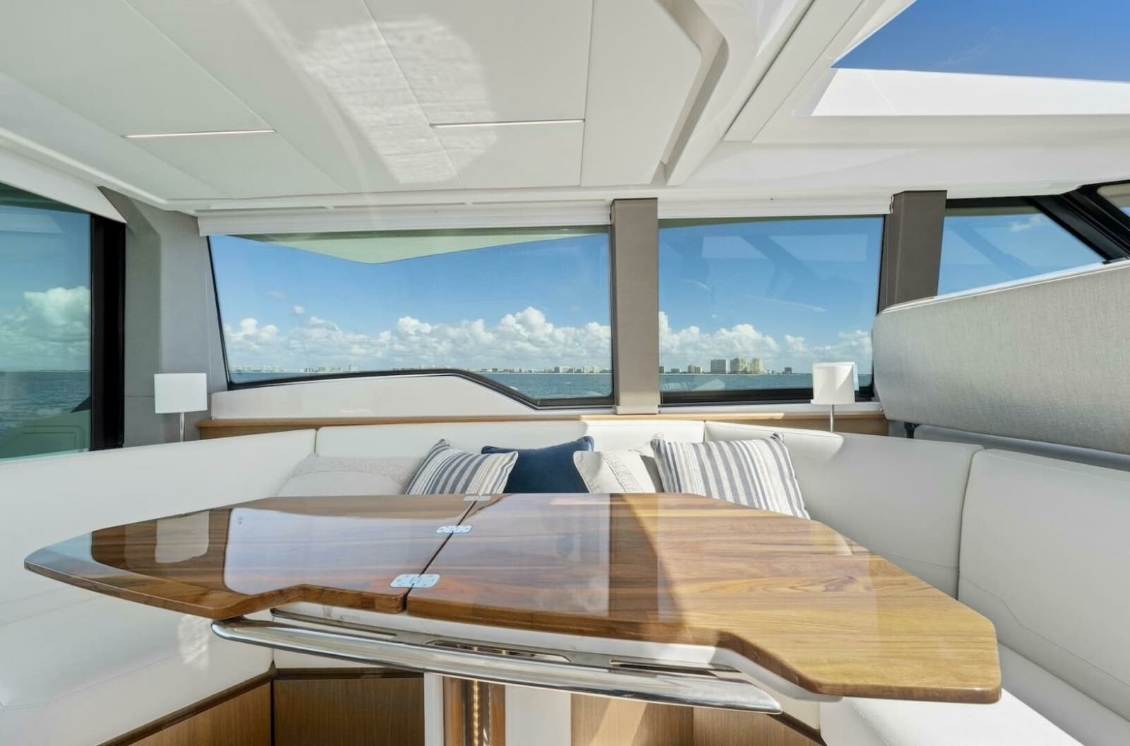 2023 Tiara Yachts EX 60 - Photo 31