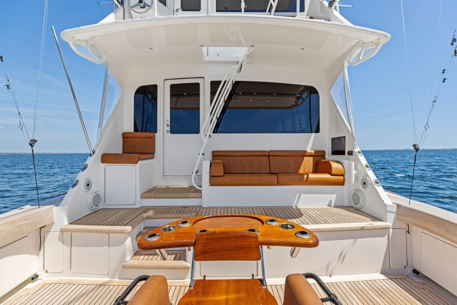 2008 Viking 68 Skybridge - Photo 7