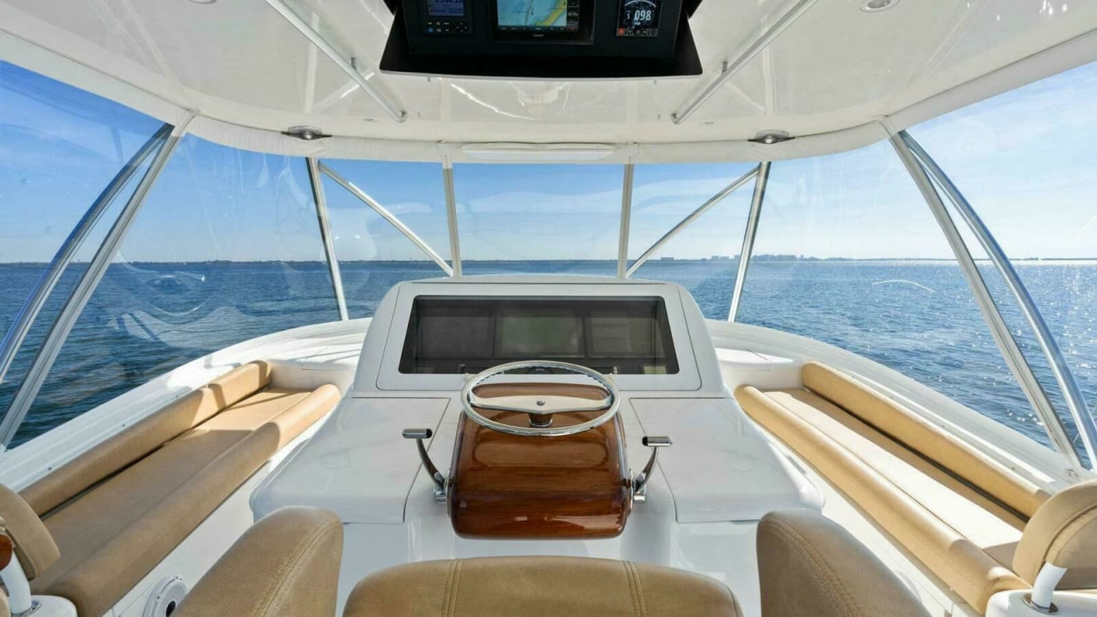 2013 Viking 55 Convertible - Photo 2