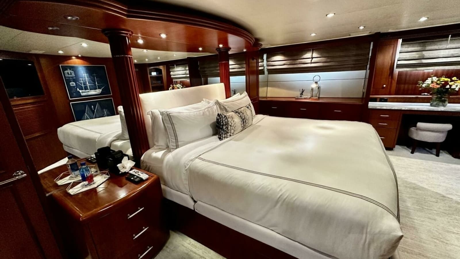 2003 Hatteras Raised Pilothouse - Photo 19