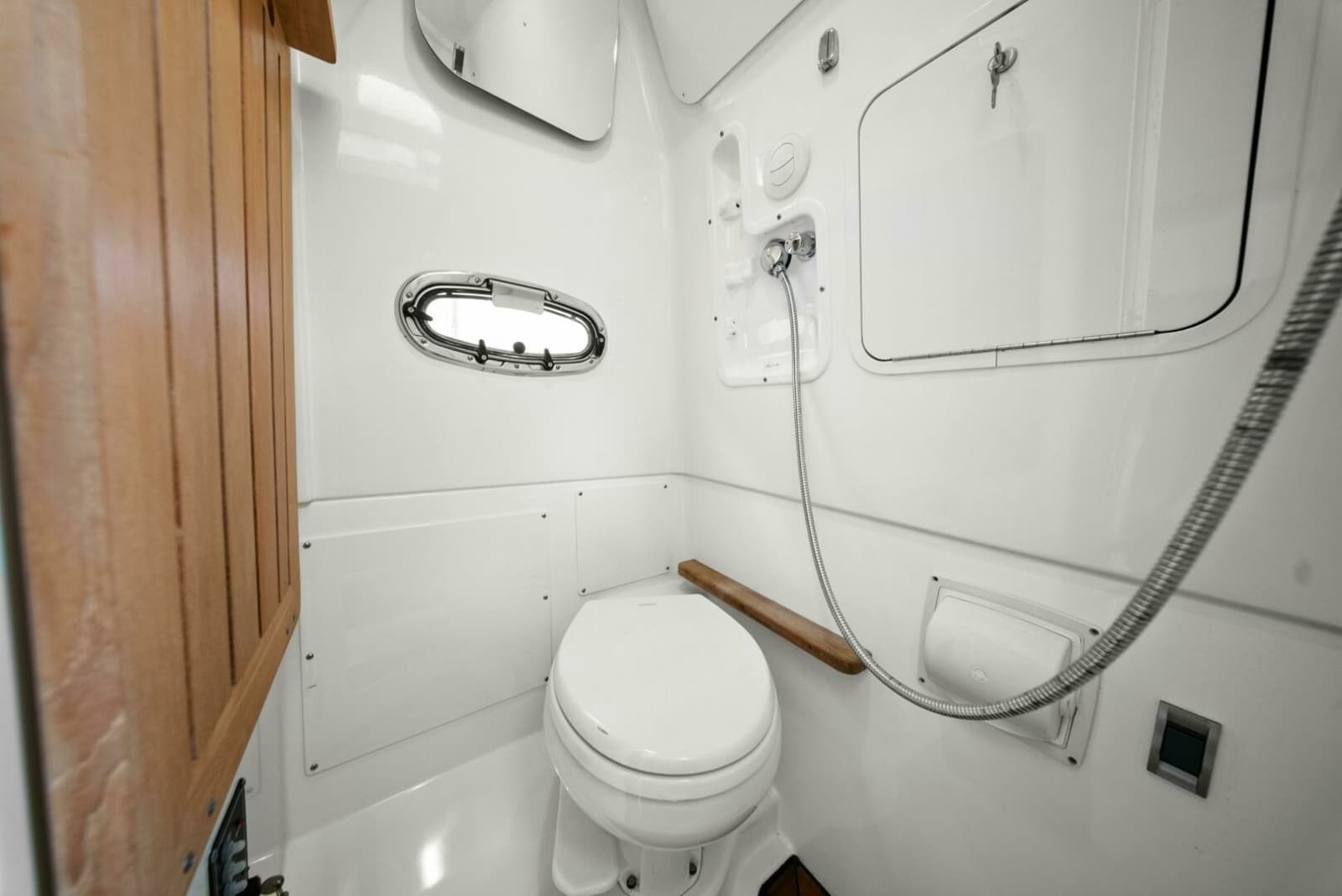 2019 Boston Whaler 380 Outrage - Photo 18