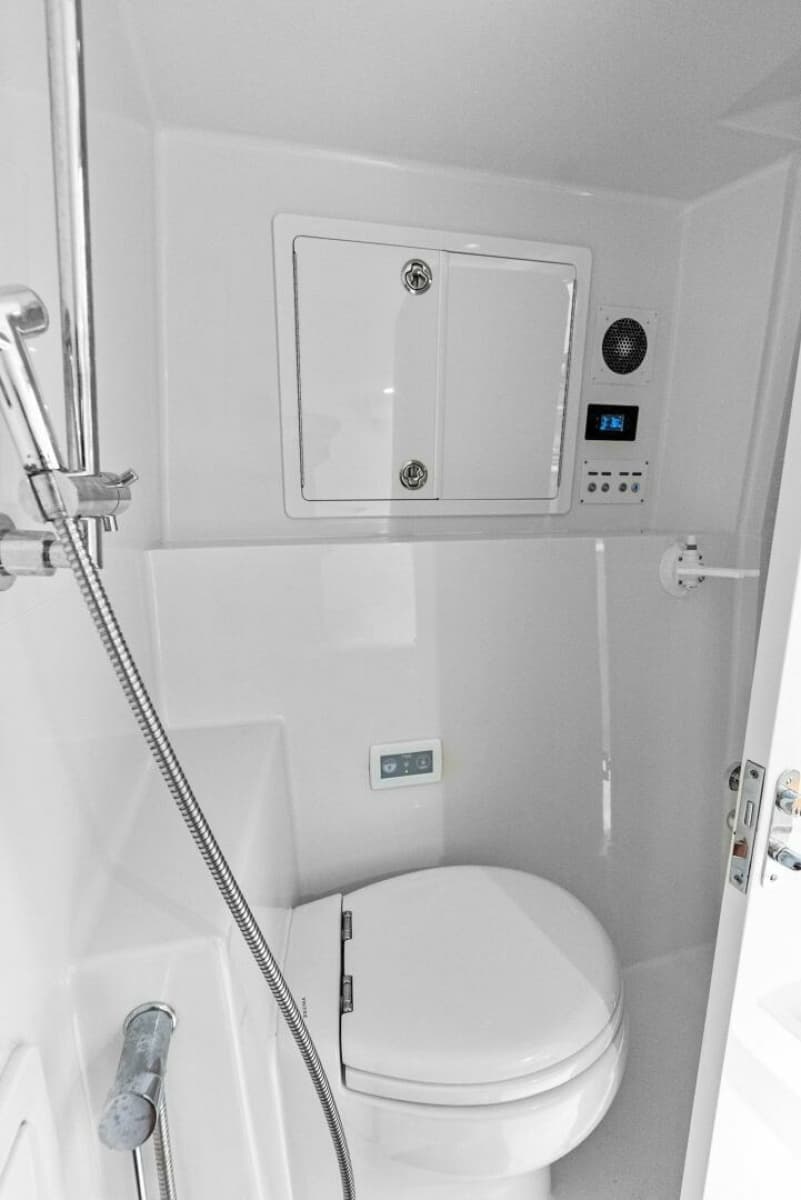 2020 Calcutta 480 Catamaran - Photo 47