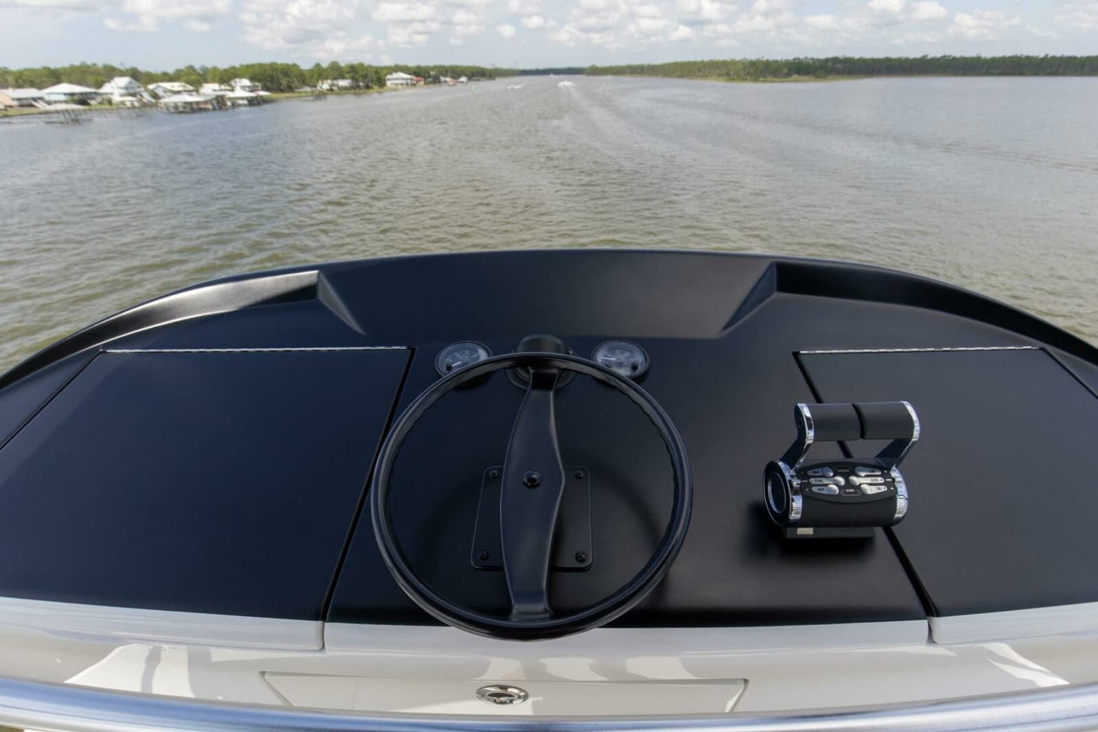 2016 Viking 92 Enclosed Bridge - Photo 58