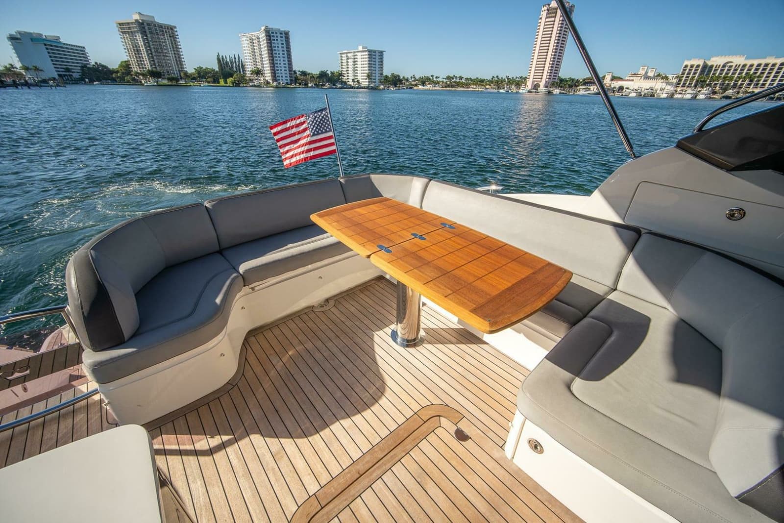 2016 Princess V48 - Photo 42