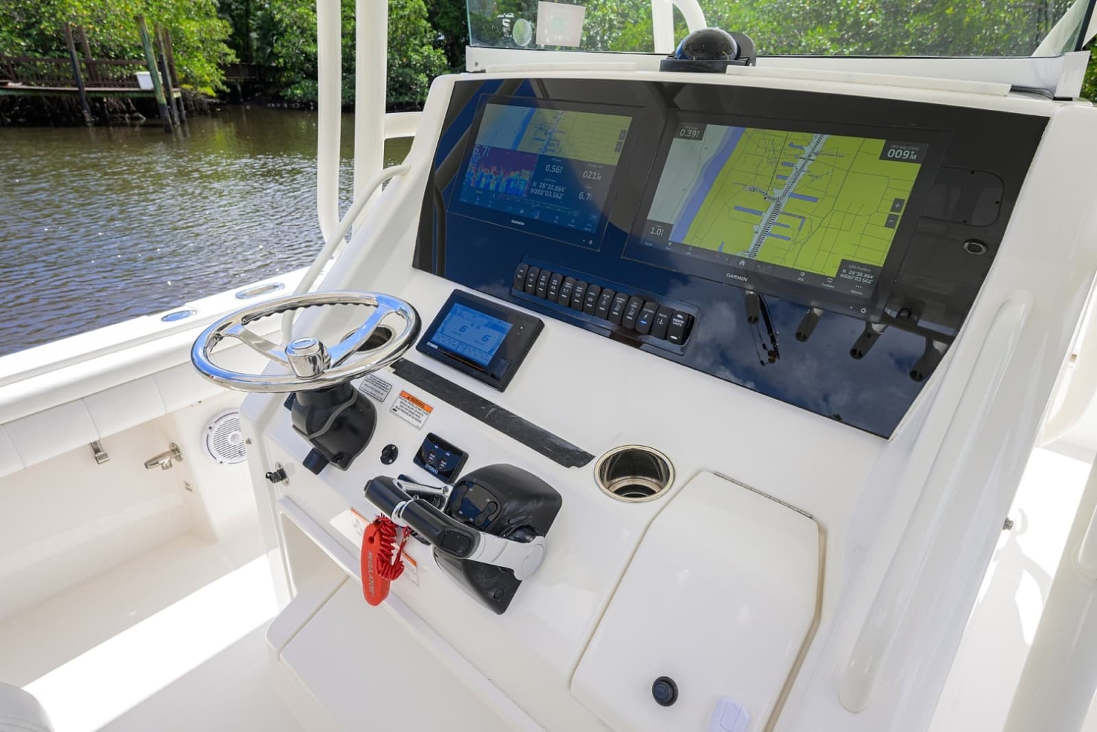 2019 Regulator 31 Center Console - Photo 27