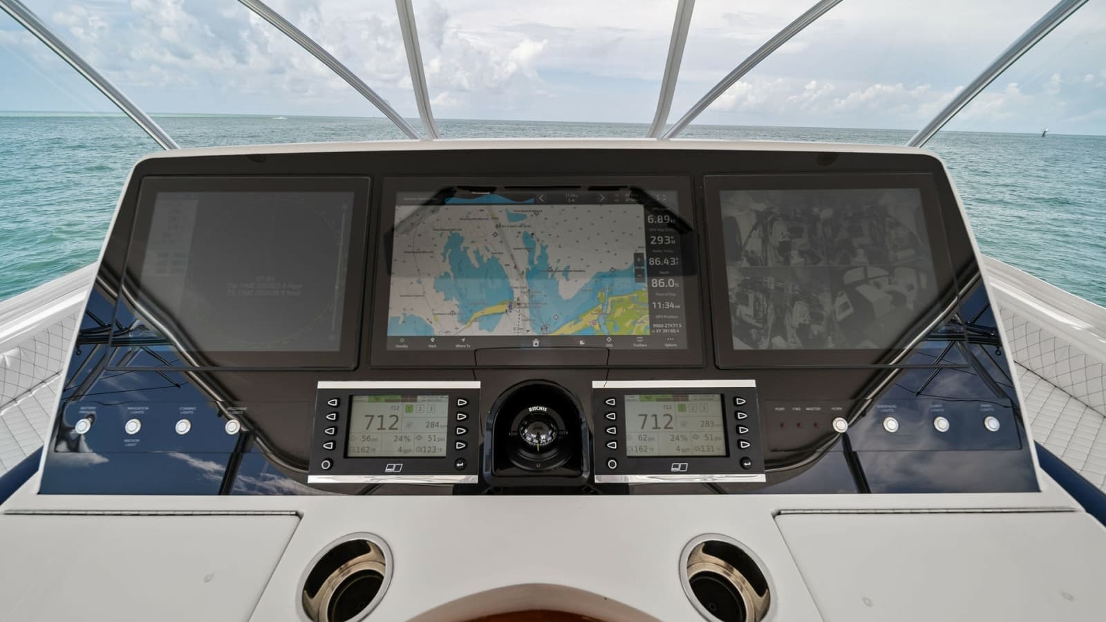 2024 Viking 64 Convertible - Photo 67
