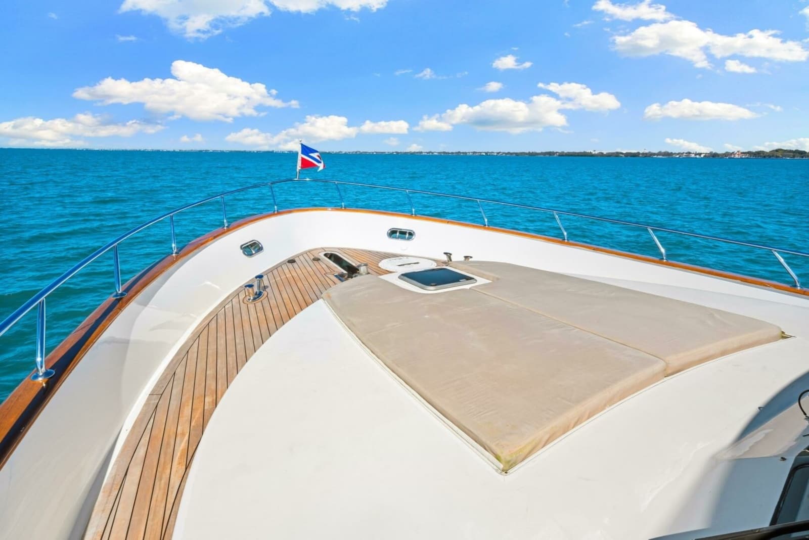 2010 Ocean Alexander 83 Motor Yacht - Photo 54