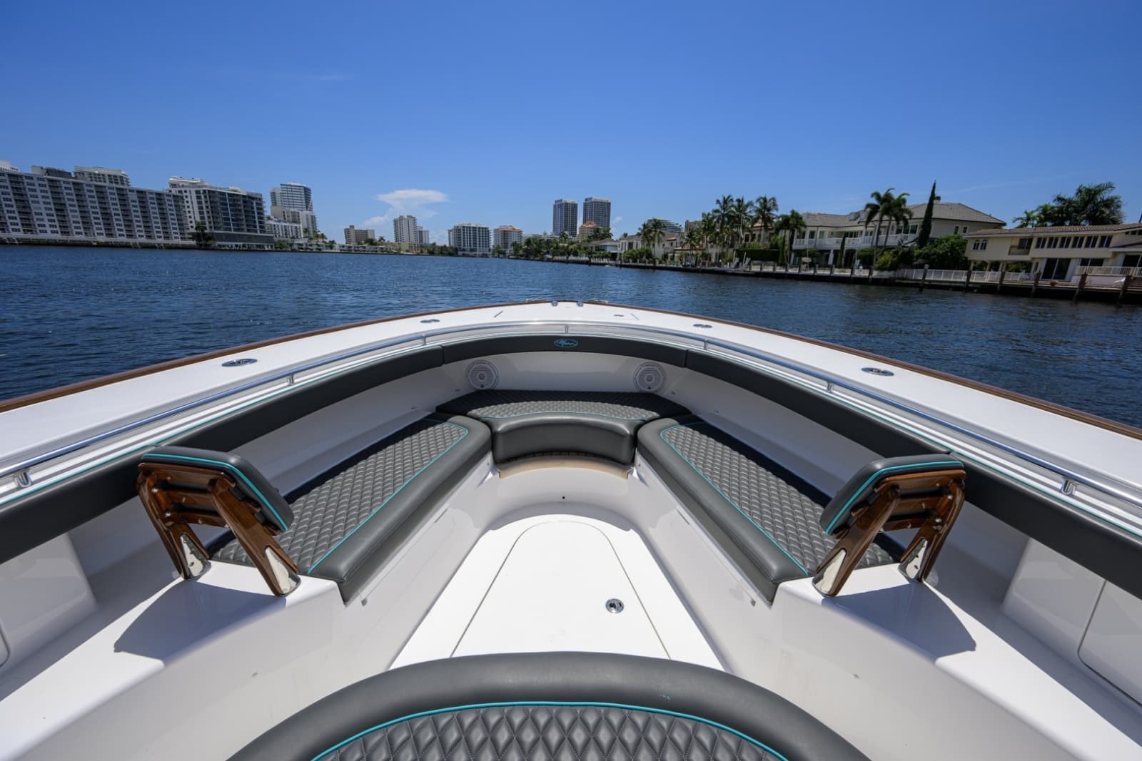 2025 Valhalla Boatworks V46 - Photo 15
