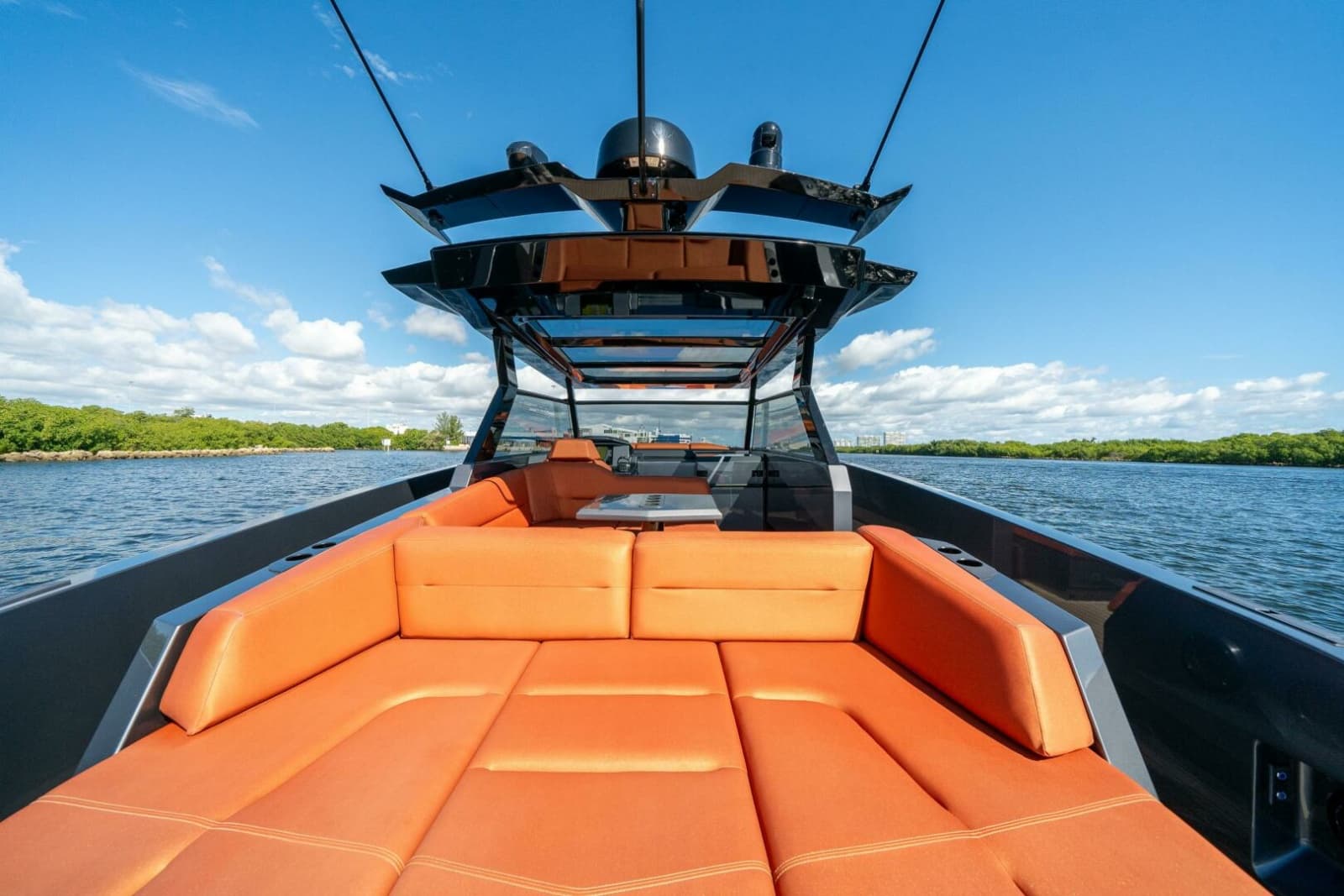 2022 Vanquish Yachts VQ45 - Photo 14