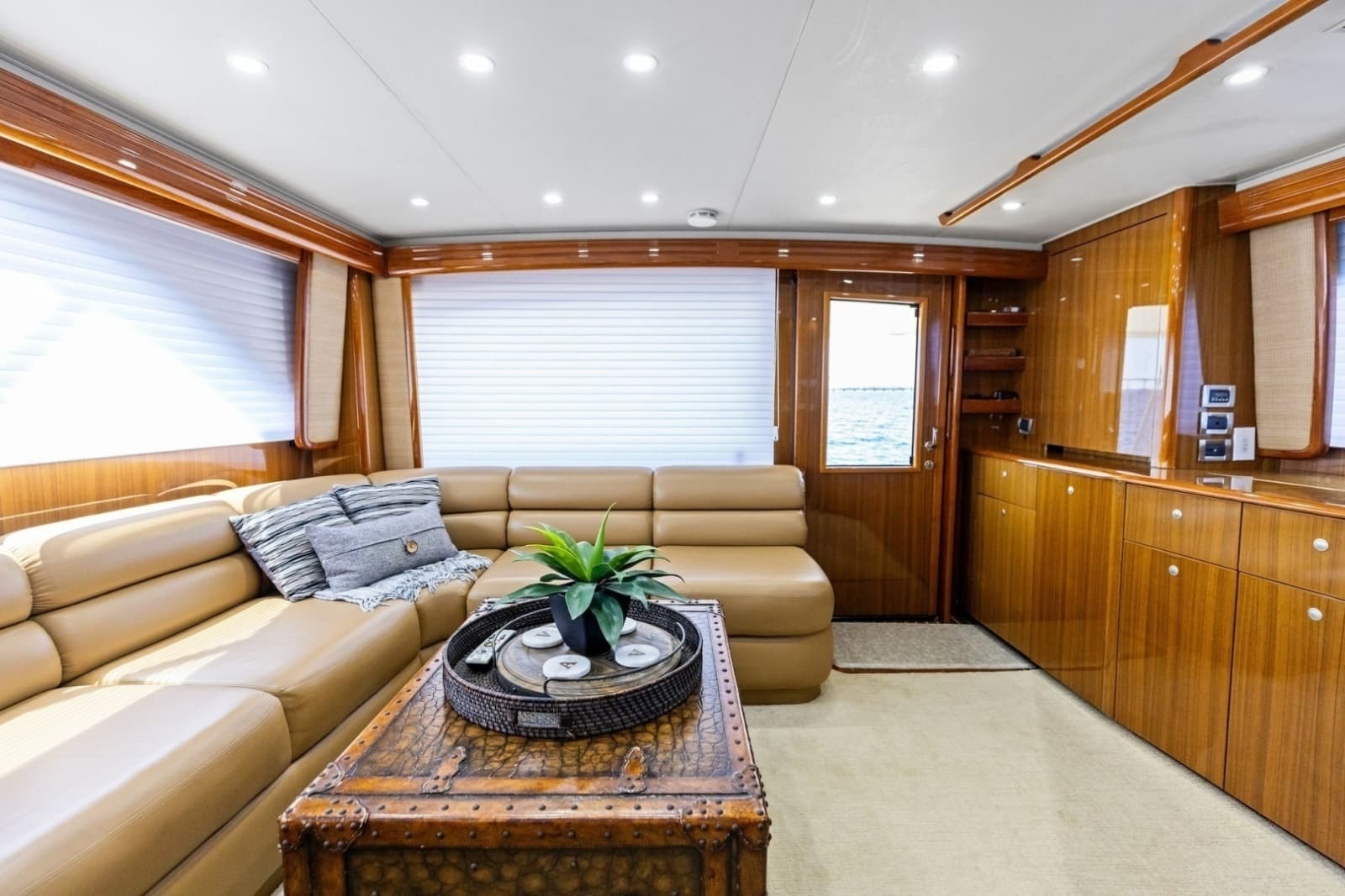 2008 Viking 68 Skybridge - Photo 49