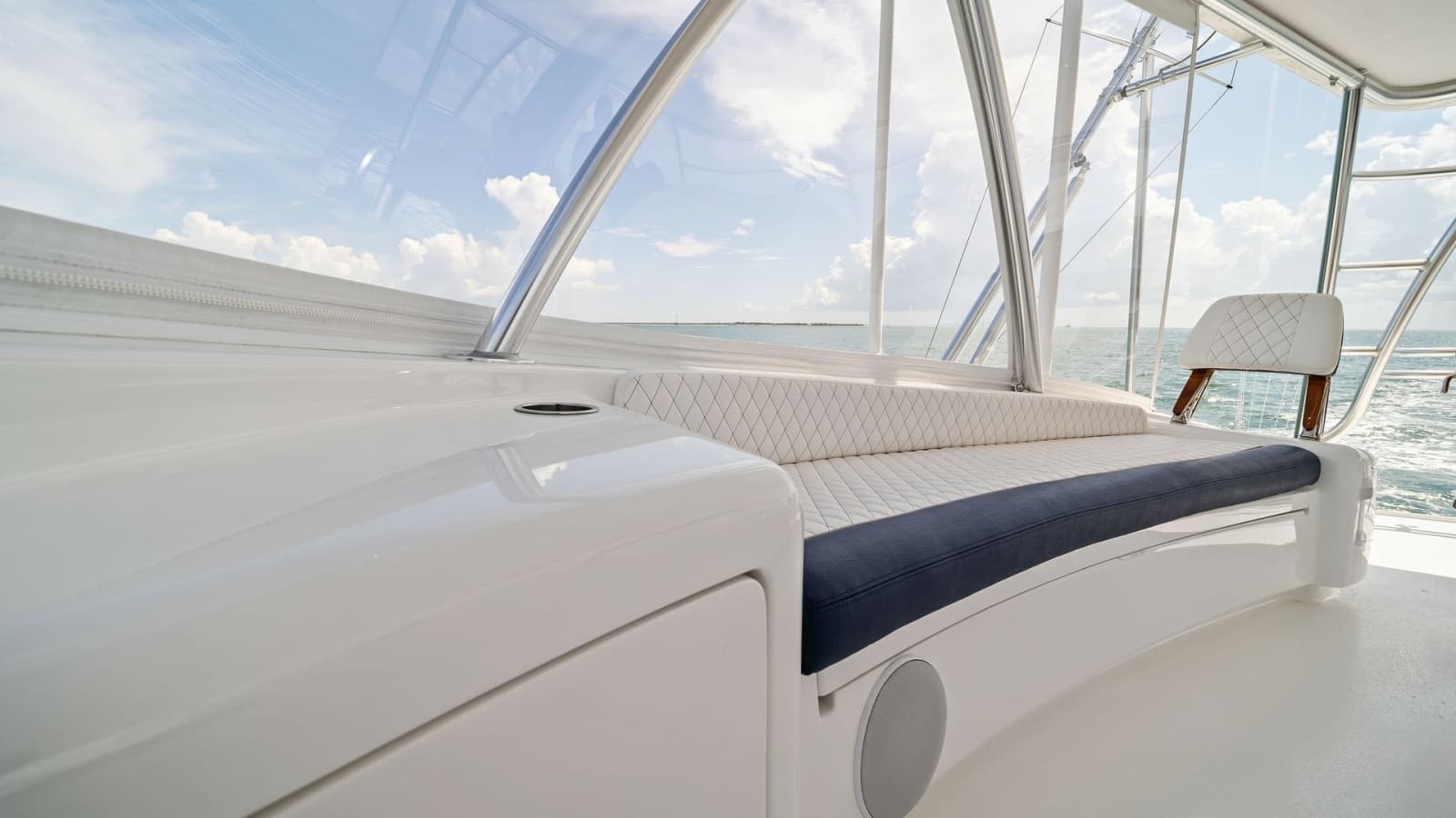 2024 Viking 64 Convertible - Photo 76