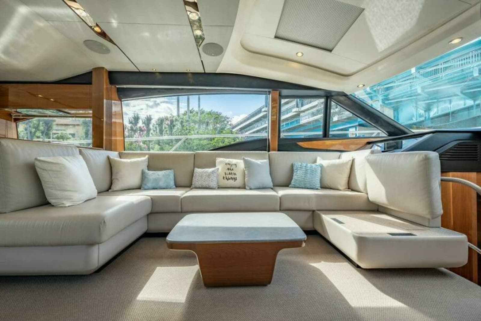 2016 Princess S65 - Photo 7