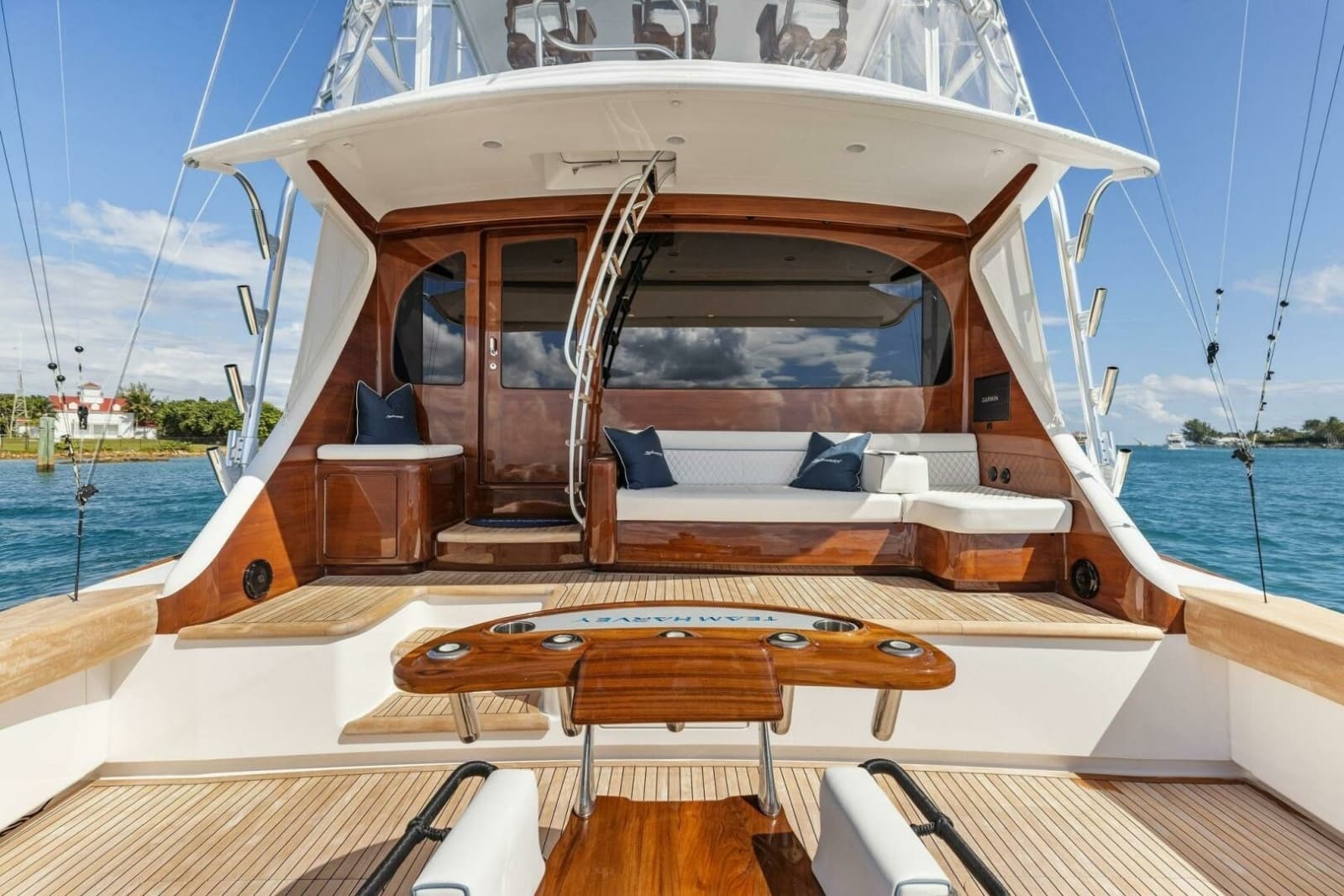 2026 Viking 82 Convertible - Photo 239