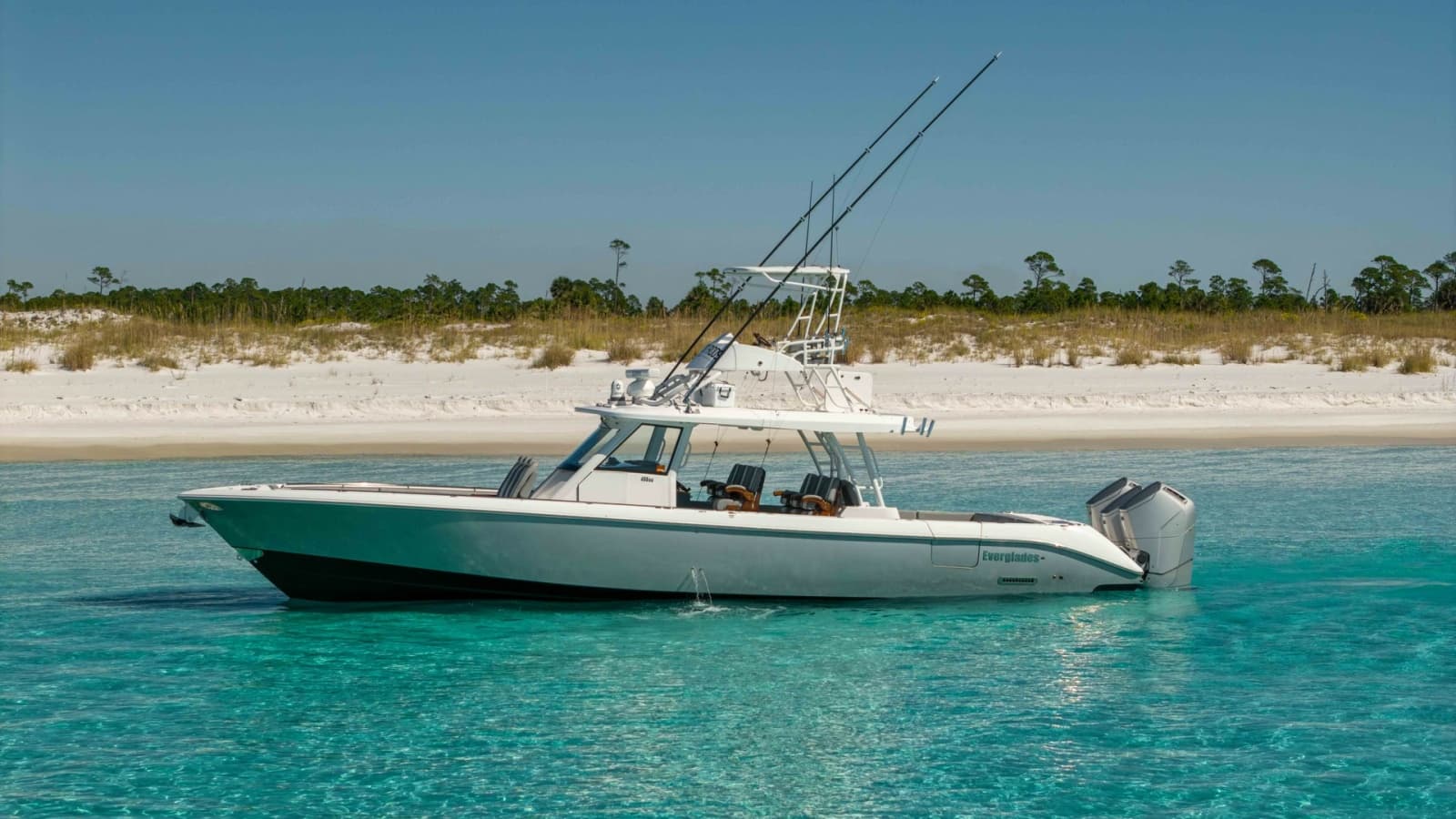 2024 Everglades 455 Center Console - Photo 43
