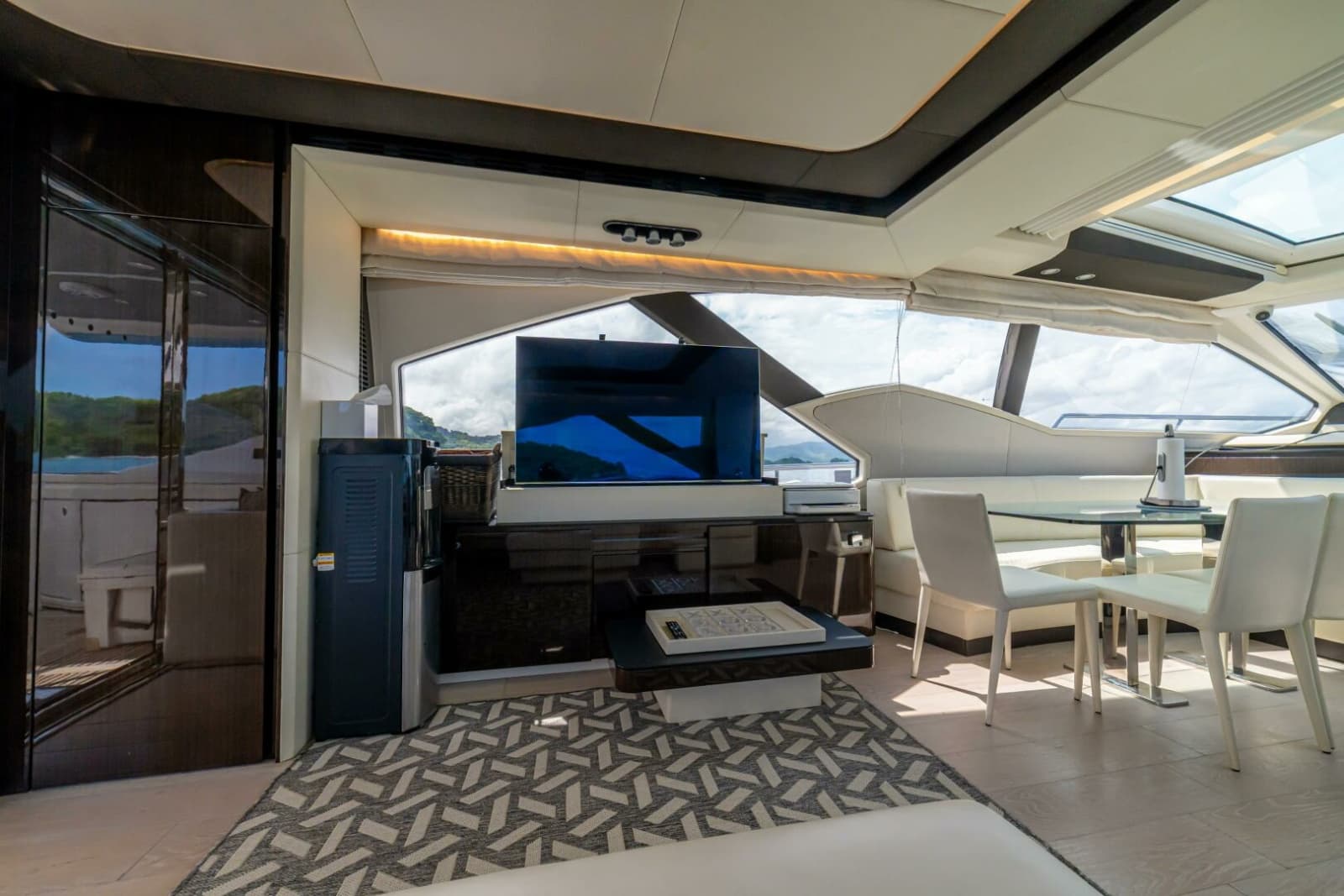 2017 Azimut 77S - Photo 12