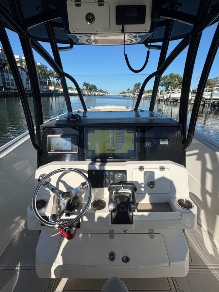 2021 Sailfish 29 Center Console - Photo 3